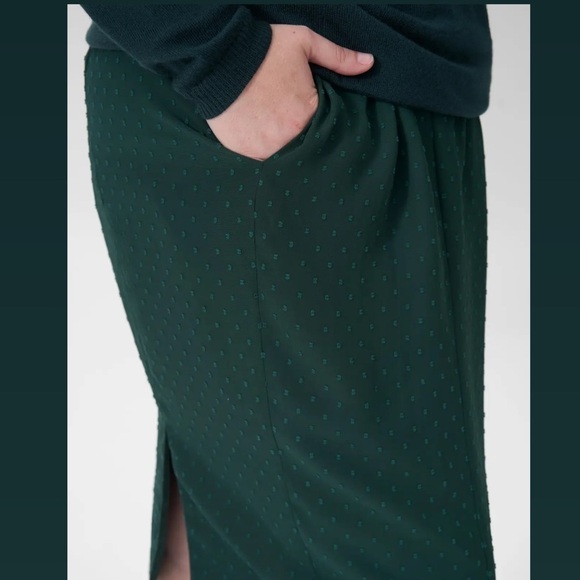 Universal Standard Forest Green Blair Swiss Dot Chiffon Skirt - Picture 3 of 13